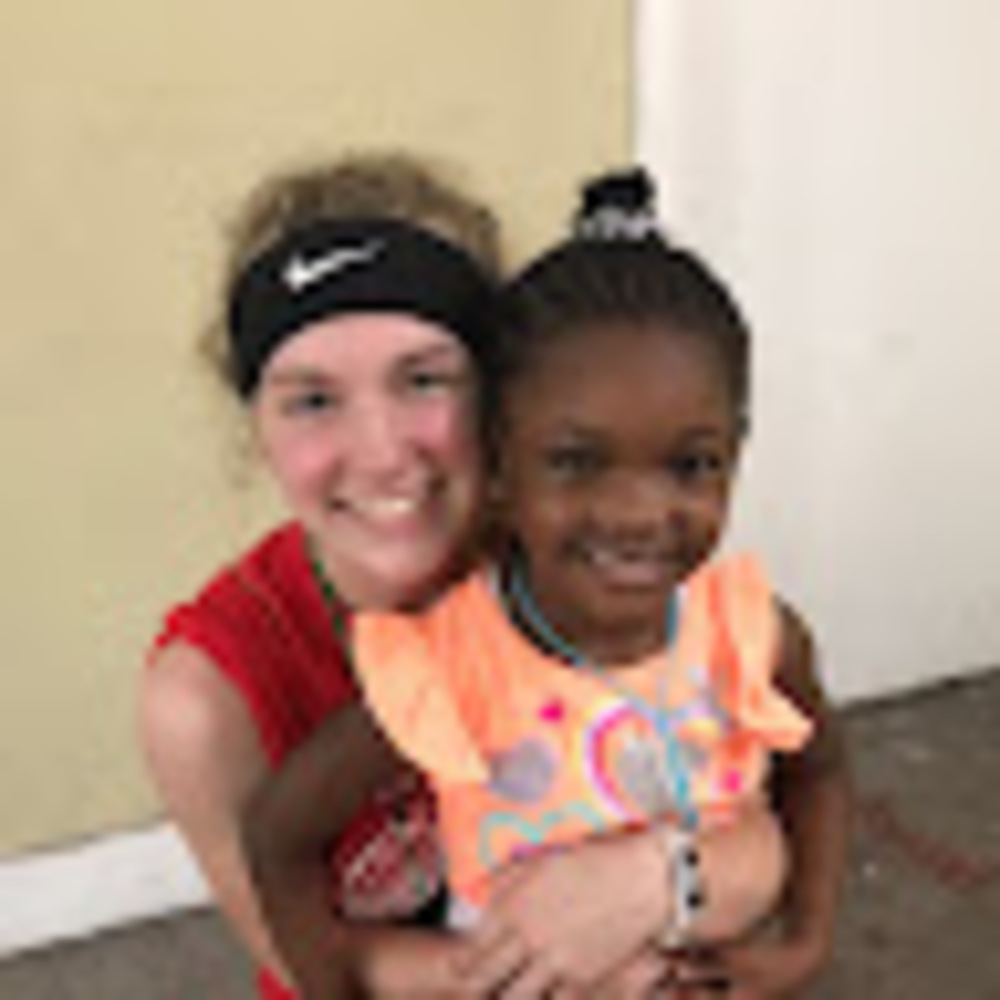 Meet your Posher, Brooke